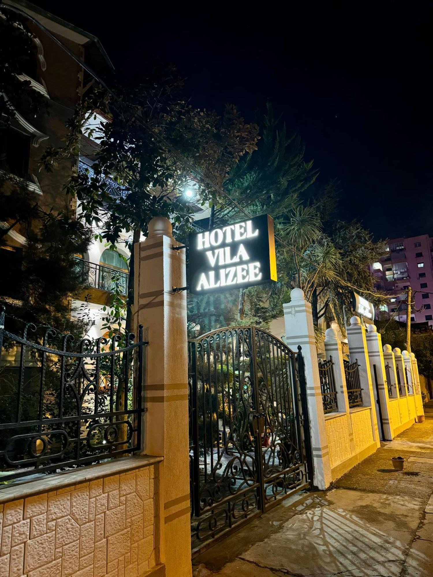 Vila Alizee Hotel Tirana Eksteriør billede